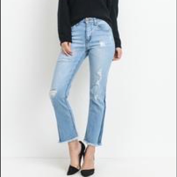 $ FIRM 🌷High Rise Flared Cropped Jeans - Picture 3 of 3